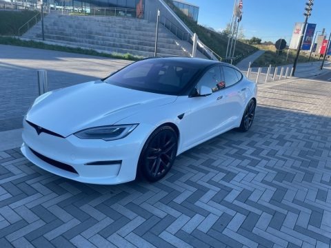Pearl White Multi-Coat 2021 Tesla Model S Plaid AWD