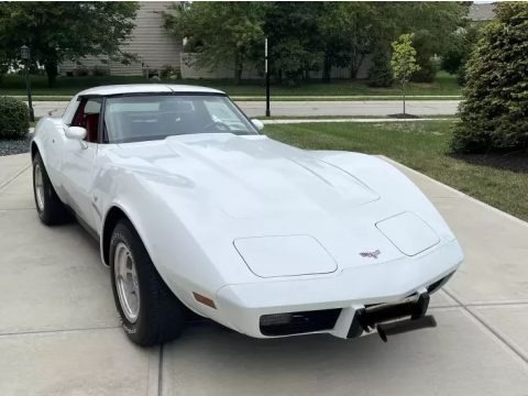 Classic White 1979 Chevrolet Corvette Coupe