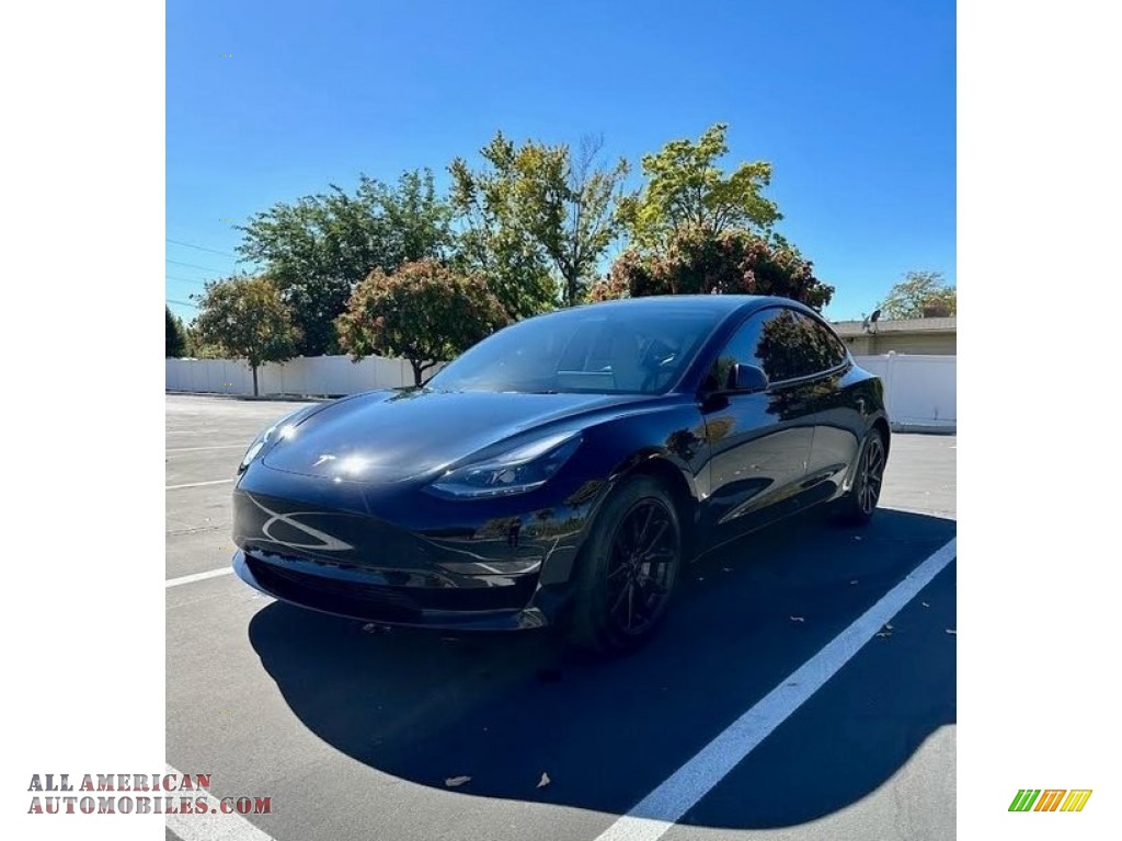 Solid Black / White Tesla Model 3 Long Range AWD