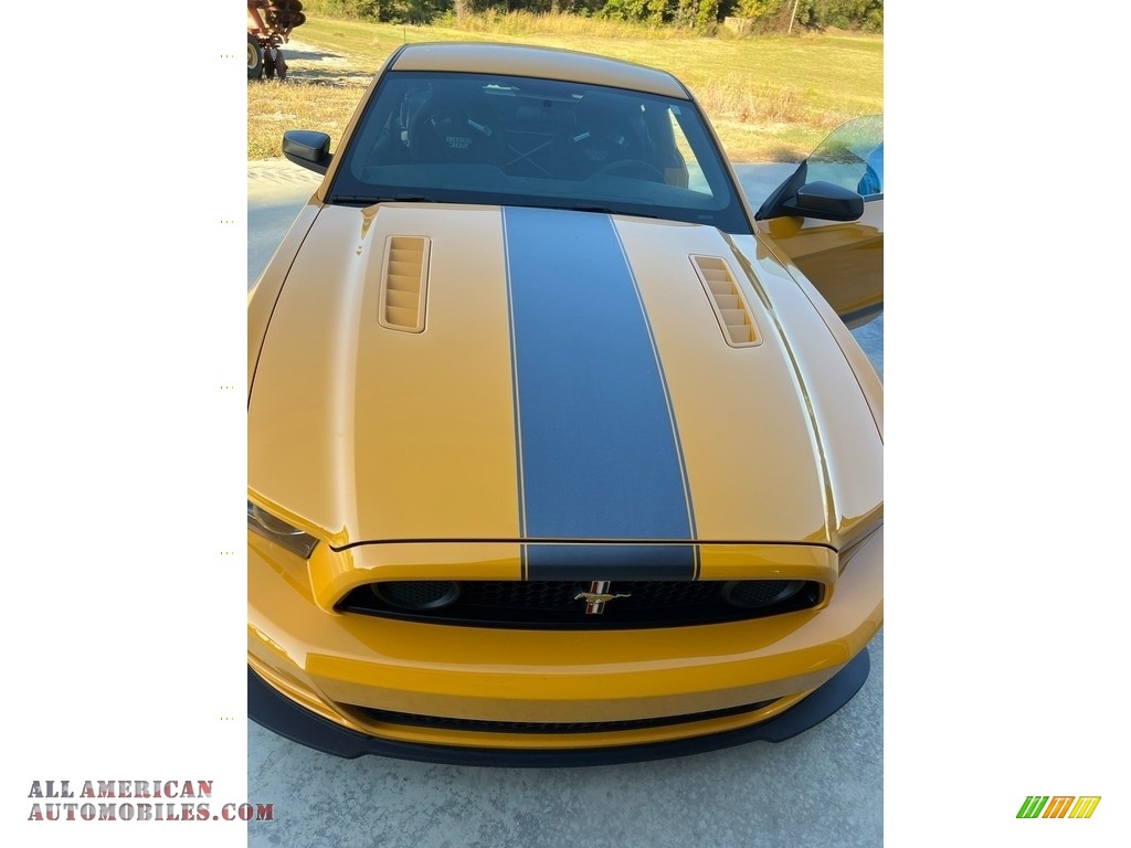 School Bus Yellow / Charcoal Black Ford Mustang Boss 302