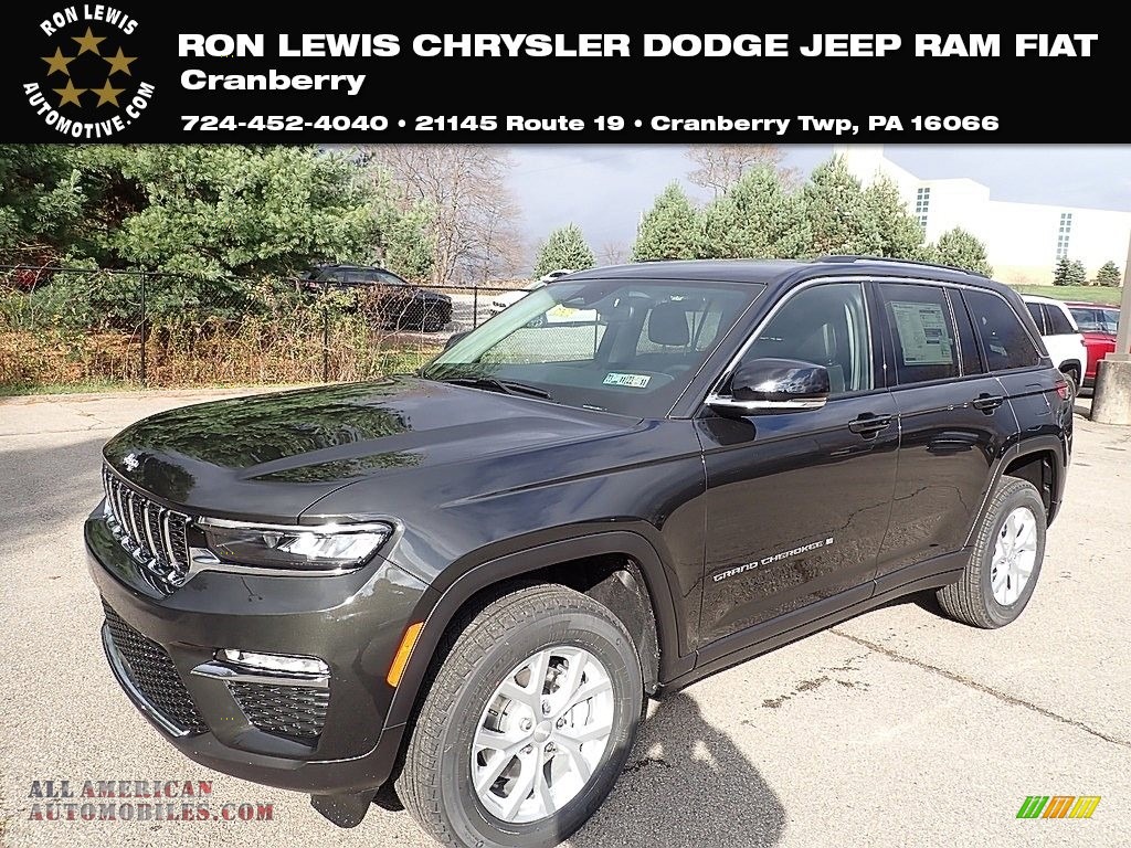 2023 Jeep Grand Cherokee Limited 4x4 in Rocky Mountain Pearl 779419