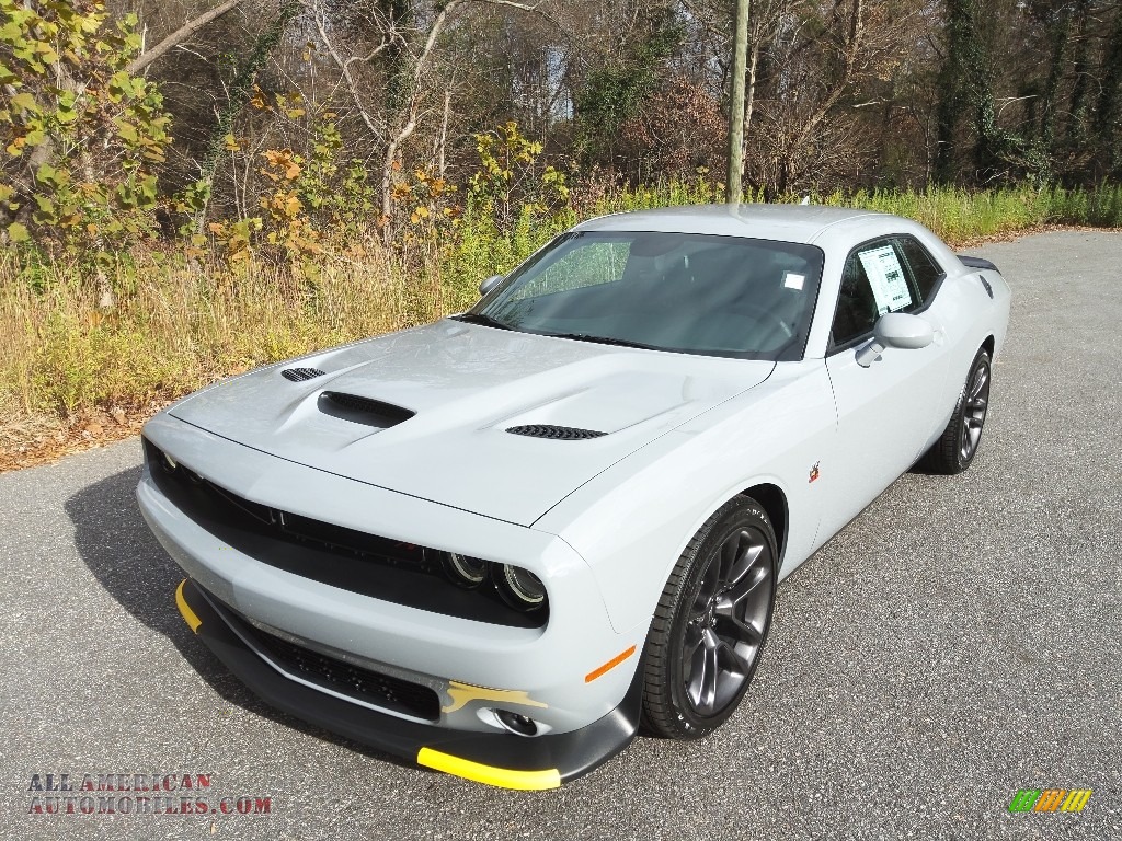 2022 Challenger R/T Scat Pack - Smoke Show / Black photo #2