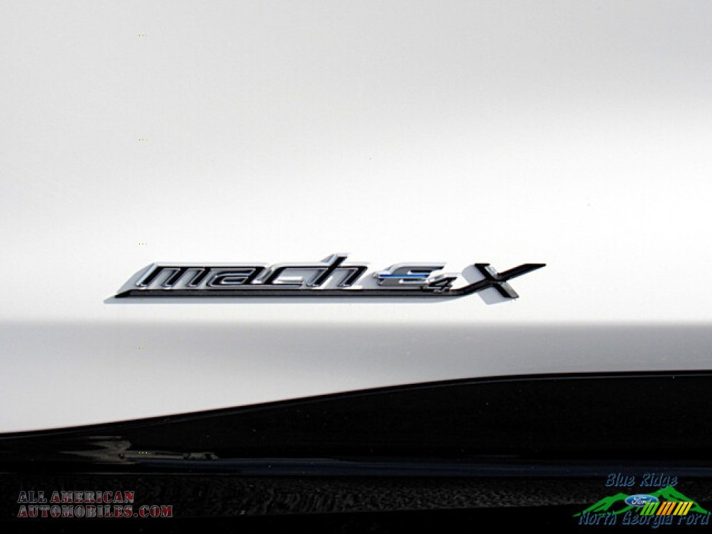 2023 Mustang Mach-E GT eAWD - Star White Metallic Tri-Coat / Gray/Metallic photo #29