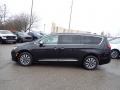 Chrysler Pacifica Hybrid Limited Brilliant Black Crystal Pearl photo #2