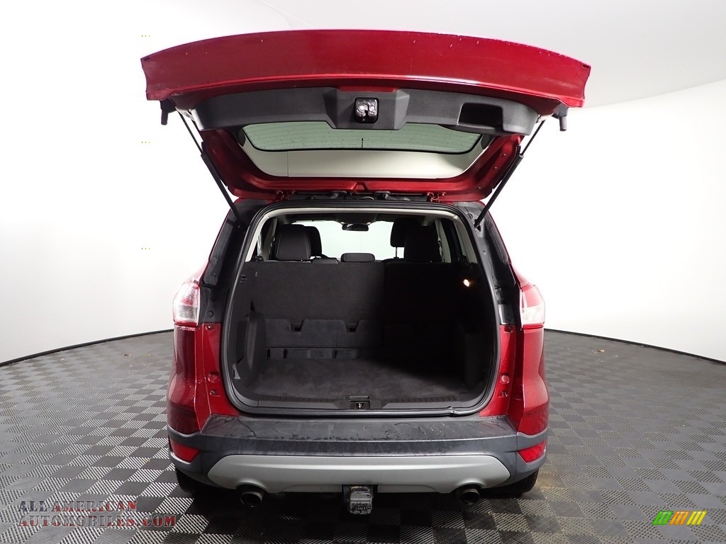 2016 Escape SE 4WD - Ruby Red Metallic / Charcoal Black photo #7
