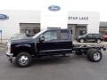 Ford F350 Super Duty XLT Crew Cab 4x4 Chassis Antimatter Blue Metallic photo #1