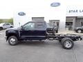 Ford F350 Super Duty XLT Crew Cab 4x4 Chassis Antimatter Blue Metallic photo #2