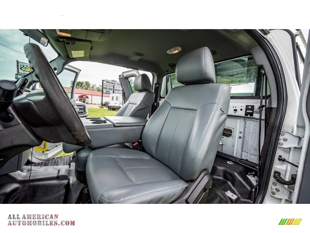 2015 F250 Super Duty XLT Super Cab 4x4 - Oxford White / Steel photo #17