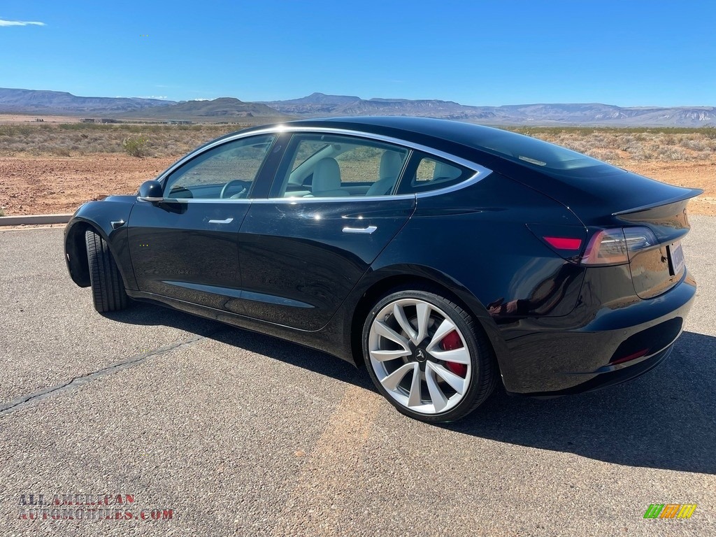 2019 Model 3 Performance - Solid Black / Black and White photo #3