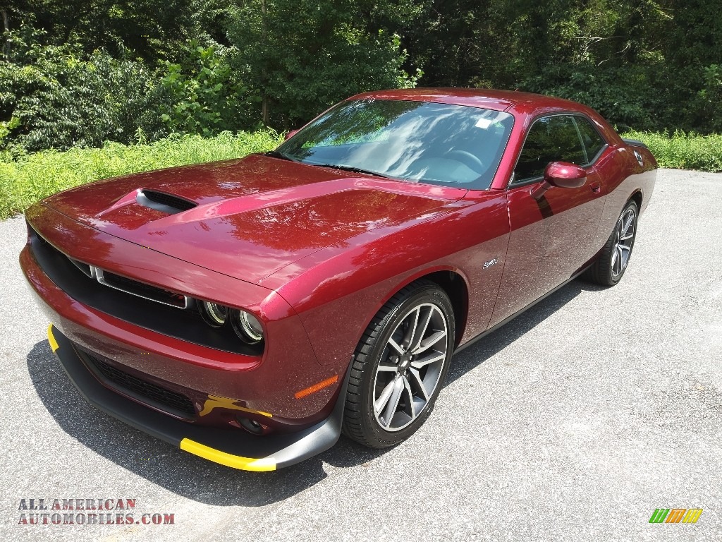 2023 Challenger R/T Plus - Octane Red Pearl / Black photo #2