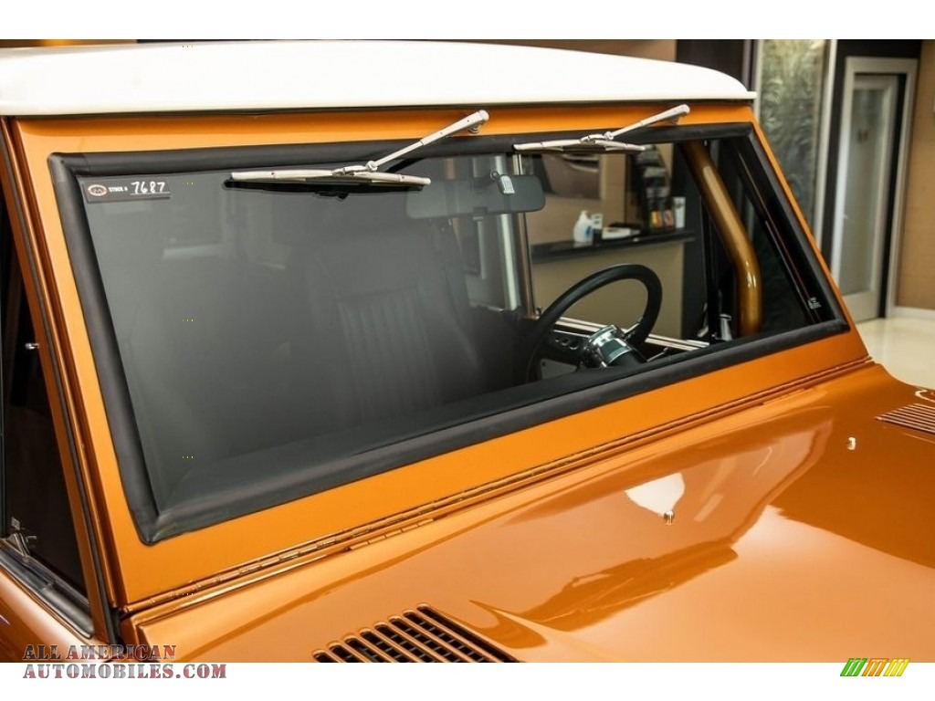 1975 Bronco 4x4 - Burnt Orange / Black photo #25