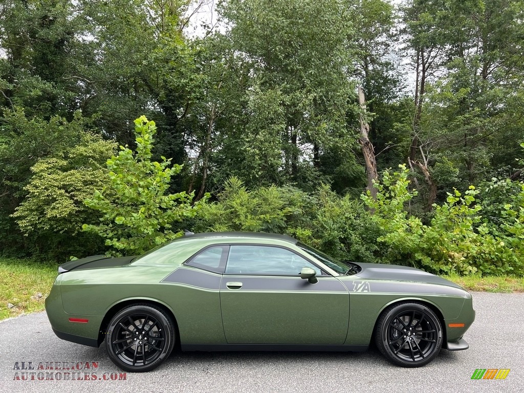 2022 Challenger T/A - F8 Green / Black photo #6