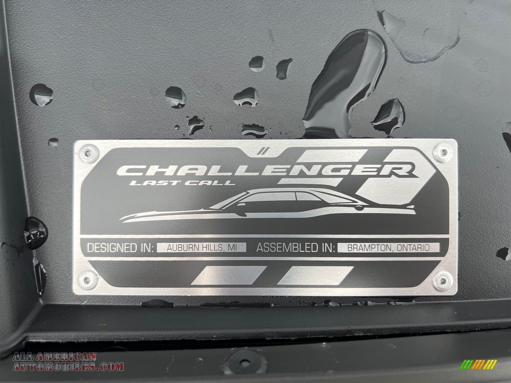 2023 Challenger SRT Hellcat - White Knuckle / Demonic Red/Black photo #13