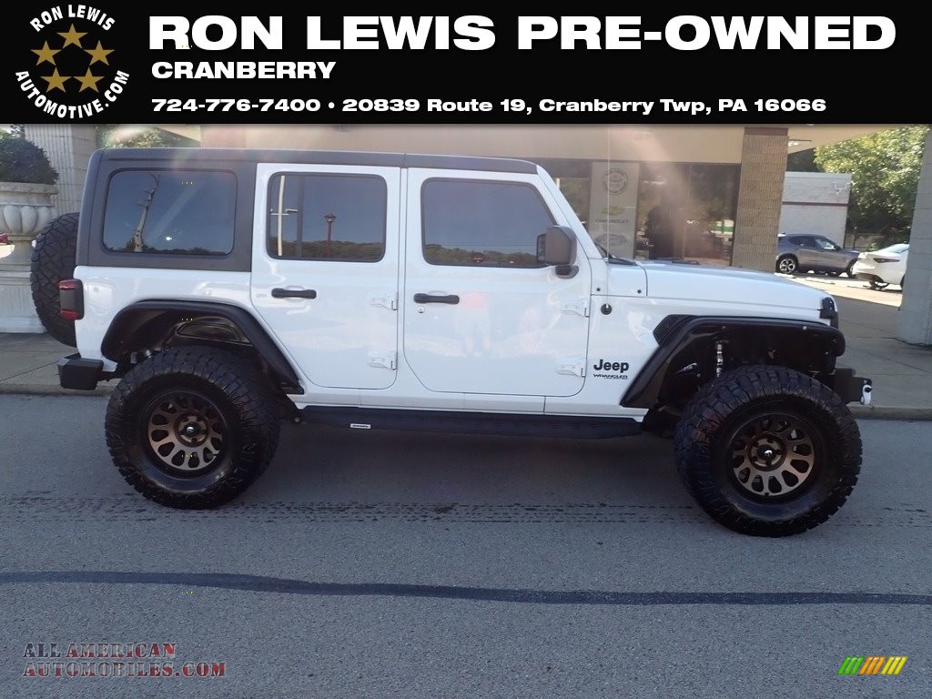 2021 Wrangler Unlimited Sahara Altitude 4x4 - Bright White / Black photo #1 2021 Wrangler Unlimited Sahara Altitude 4x4 - Bright White / Black photo #1