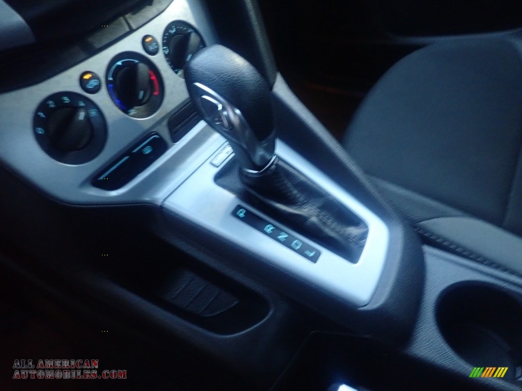 2014 Focus SE Sedan - Ingot Silver / Charcoal Black photo #24
