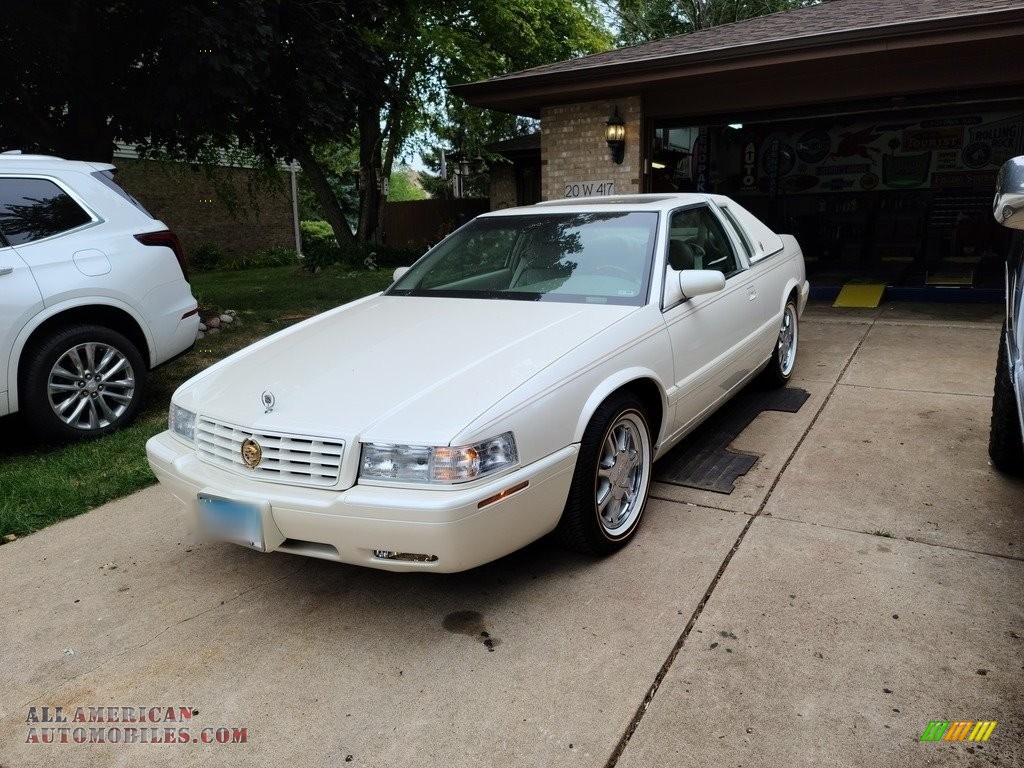 White Diamond / Oatmeal Cadillac Eldorado ETC