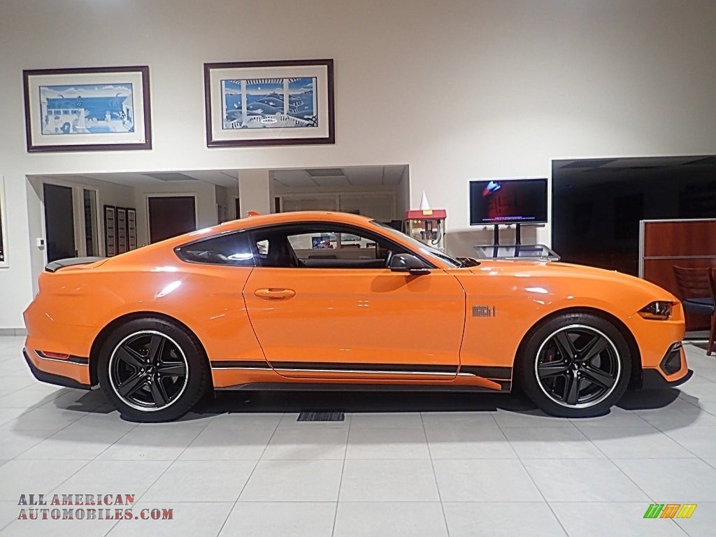 Twister Orange Tri-Coat / Ebony Ford Mustang Mach 1