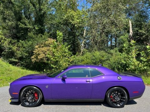 Plum Crazy Pearl 2023 Dodge Challenger SRT Hellcat JailBreak