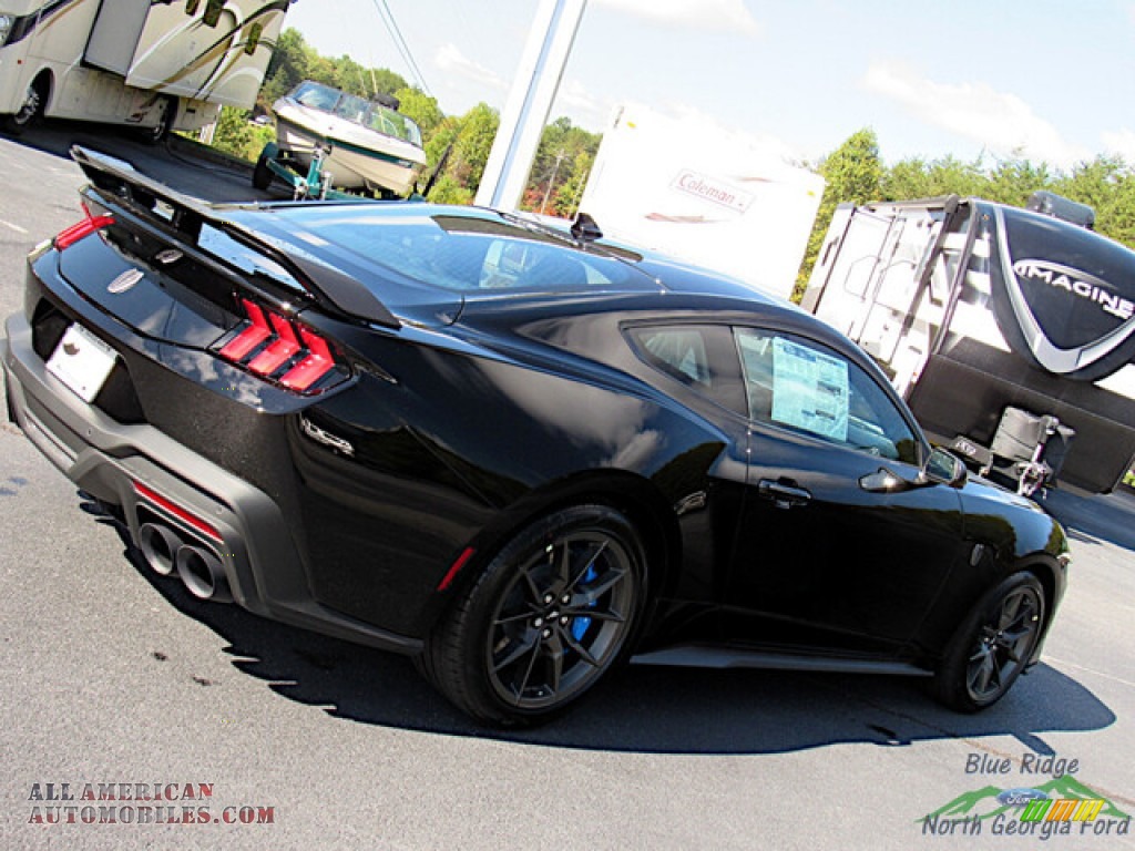 2024 Mustang Dark Horse Fastback - Shadow Black / Black w/Blue Accents photo #30