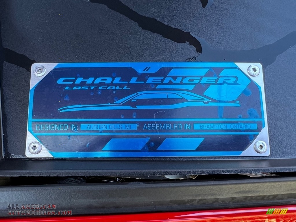 2023 Challenger R/T Plus - Torred / Black photo #10