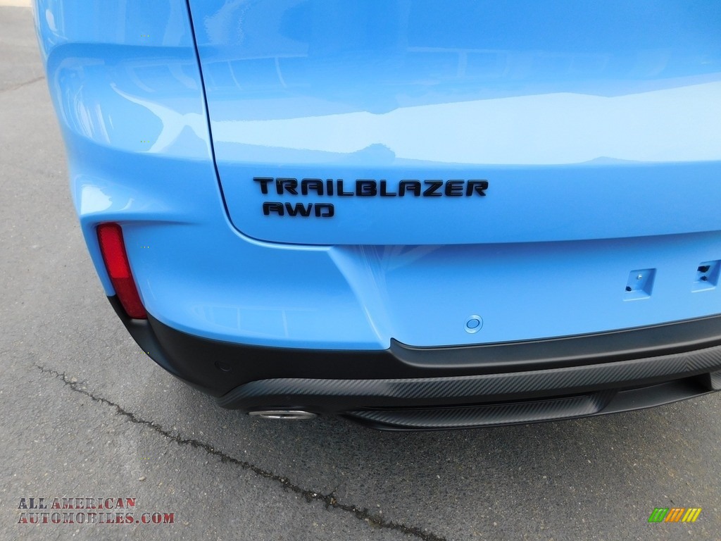 2024 Trailblazer RS - Fountain Blue / Jet Black photo #13