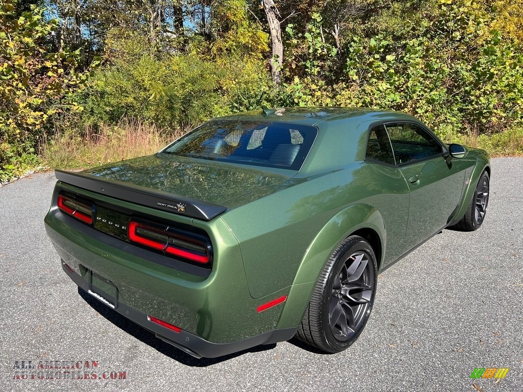 2021 Challenger R/T Scat Pack Widebody - F8 Green / Black photo #7