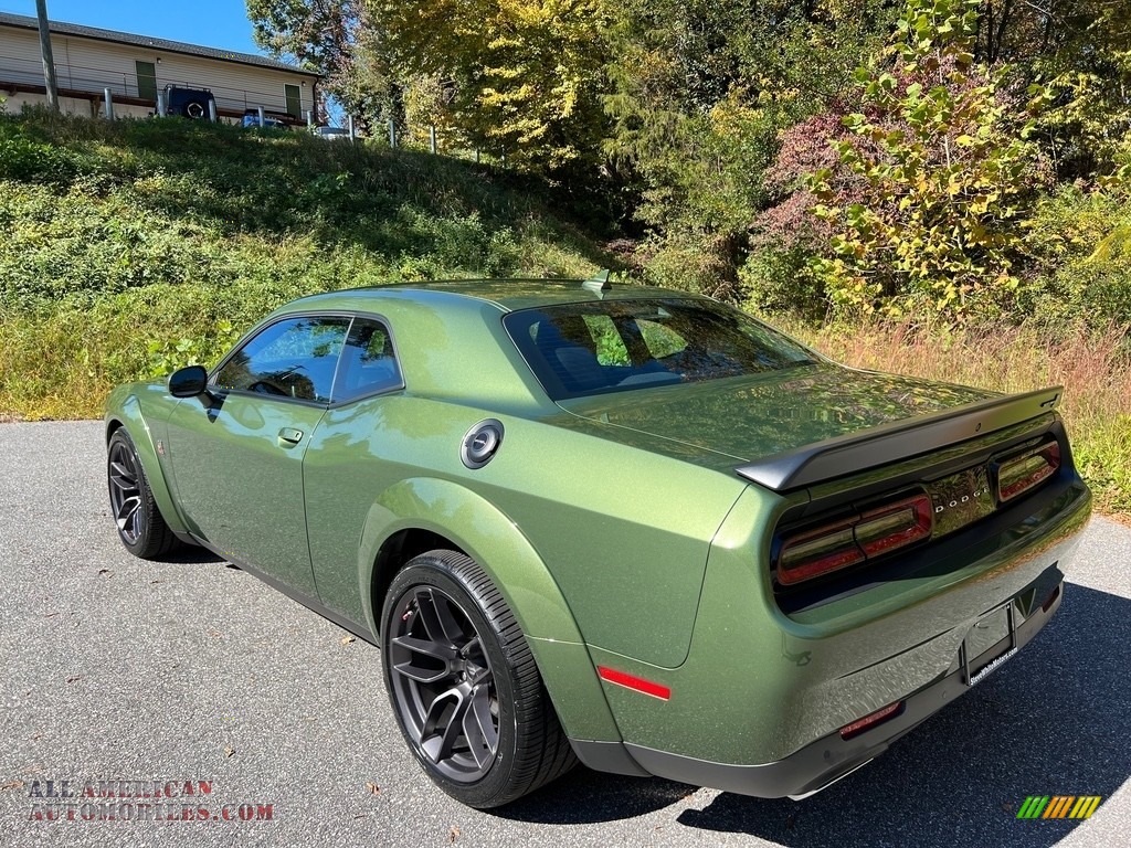 2021 Challenger R/T Scat Pack Widebody - F8 Green / Black photo #9