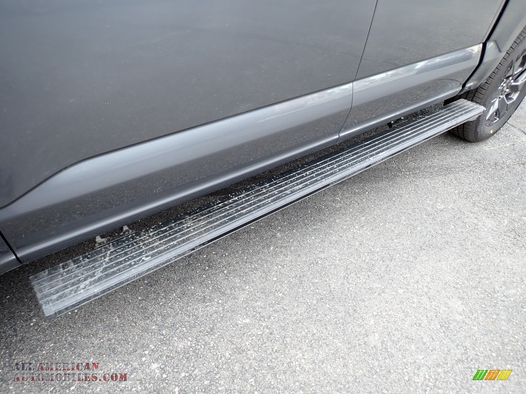 2023 F150 Lightning Lariat 4x4 - Carbonized Gray Metallic / Black/Slate Gray photo #13