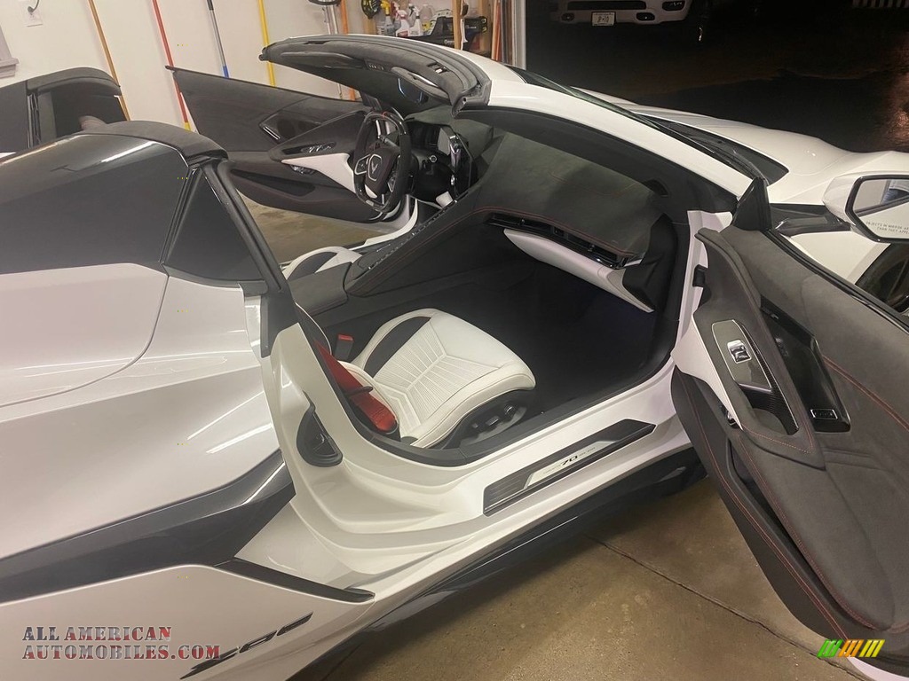 2023 Corvette 70th Anniversary Edition Z06 Convertible - White Pearl Metallic Tricoat / Ceramic White w/Red Stitching photo #7