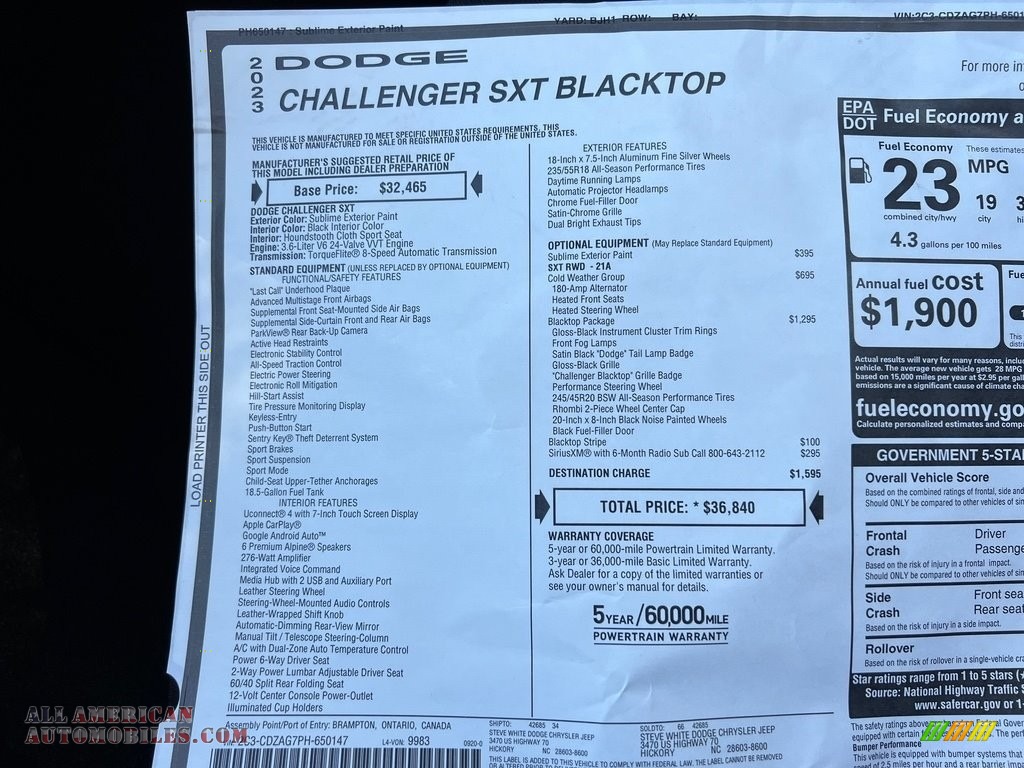 2023 Challenger SXT Blacktop - Sublime / Black photo #26