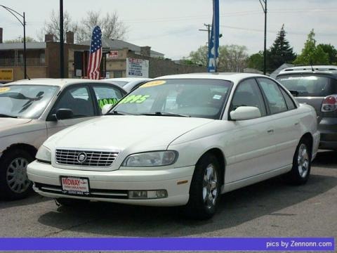 Ivory White 2000 Cadillac Catera Ivory White 2000 Cadillac Catera