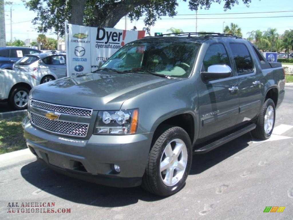 2011 Chevrolet Avalanche LT 4x4 in Steel Green Metallic 102181 All