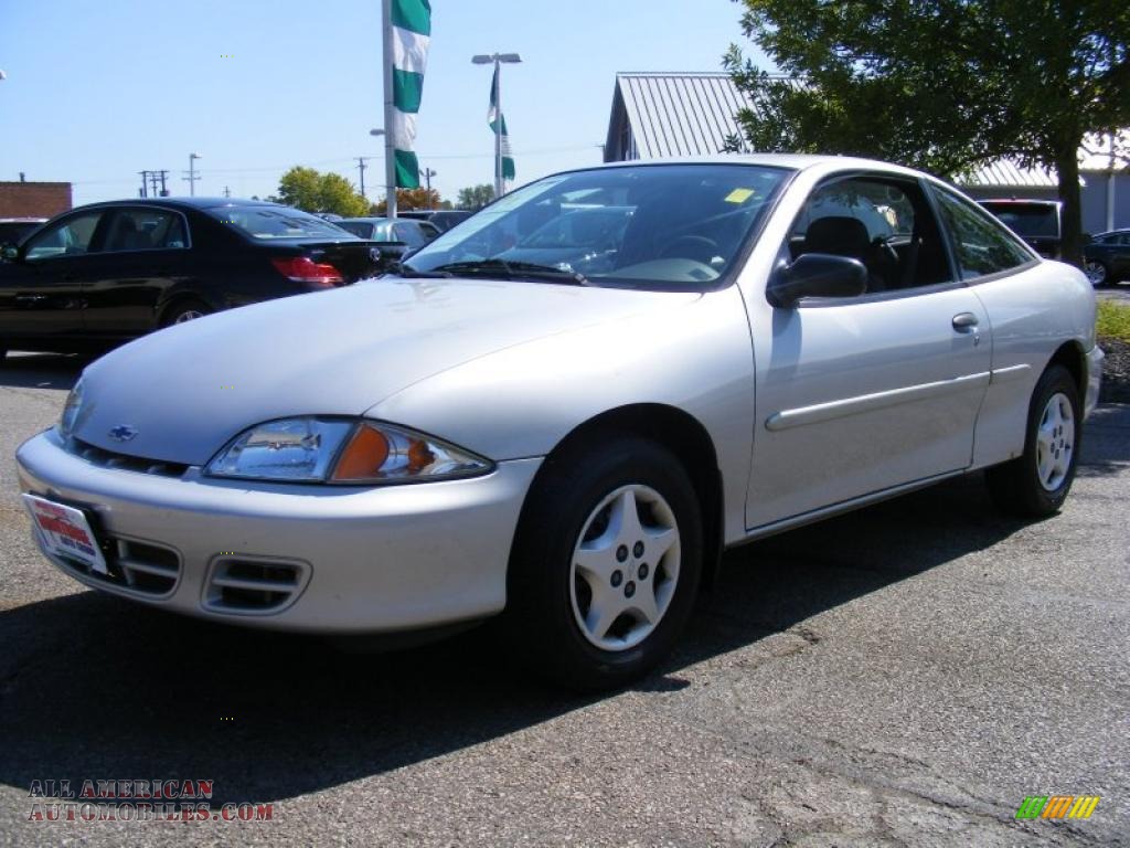 2002 Cavalier Coupe - Ultra Silver Metallic / Graphite photo #1