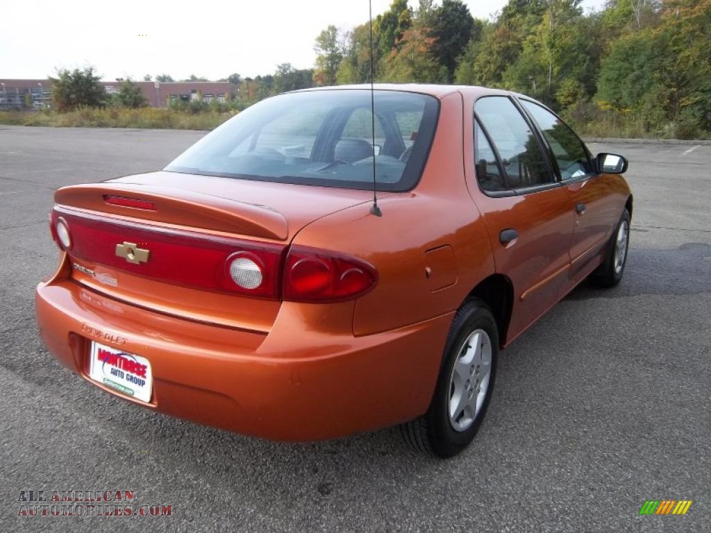 2005 Cavalier Sedan - Sunburst Orange Metallic / Graphite Gray photo #9