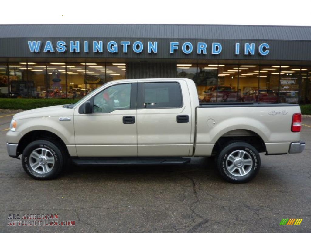2007 Ford F150 XLT SuperCrew 4x4 in Pueblo Gold Metallic photo 2