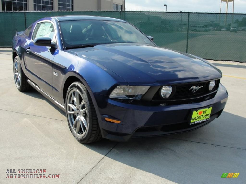 grabber blue metallic mustang