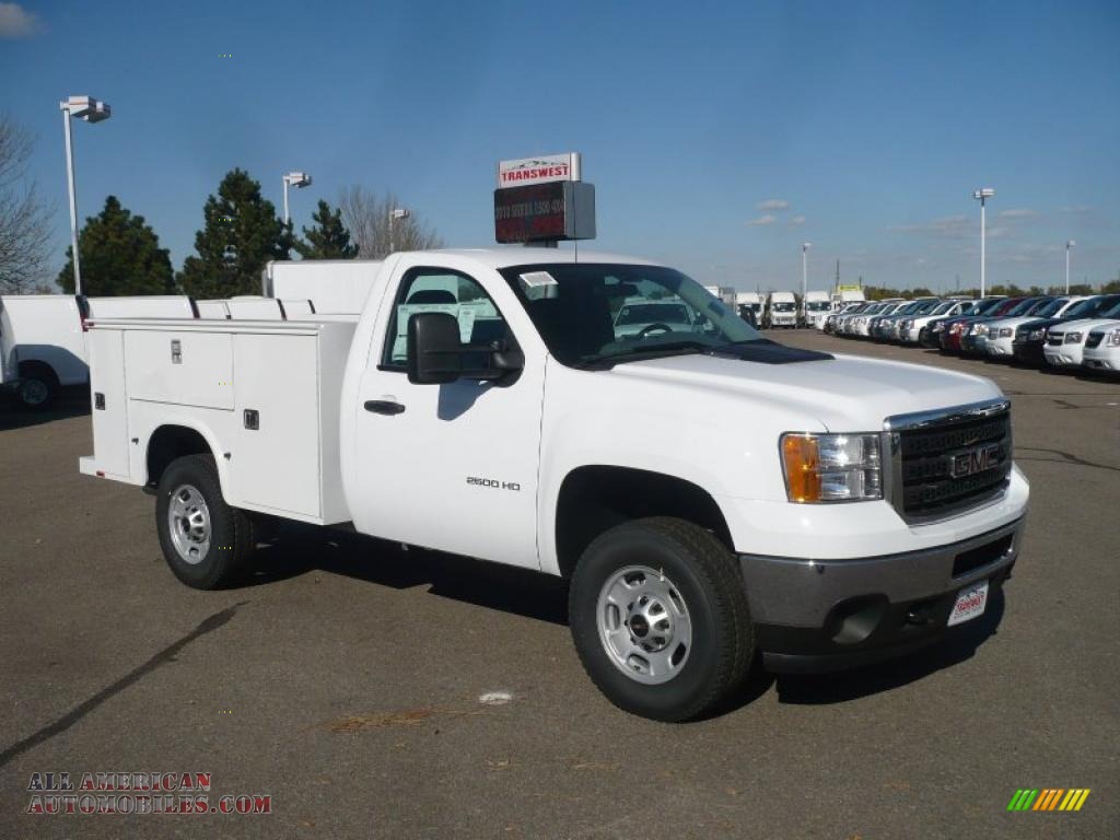 2011 Sierra 2500HD Work Truck Regular Cab 4x4 Chassis Commercial - Summit White / Dark Titanium photo #1