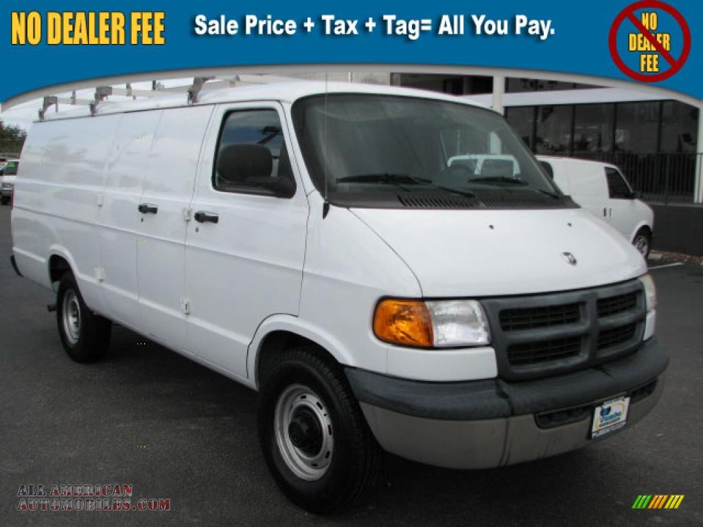 Dodge Ram van 2003