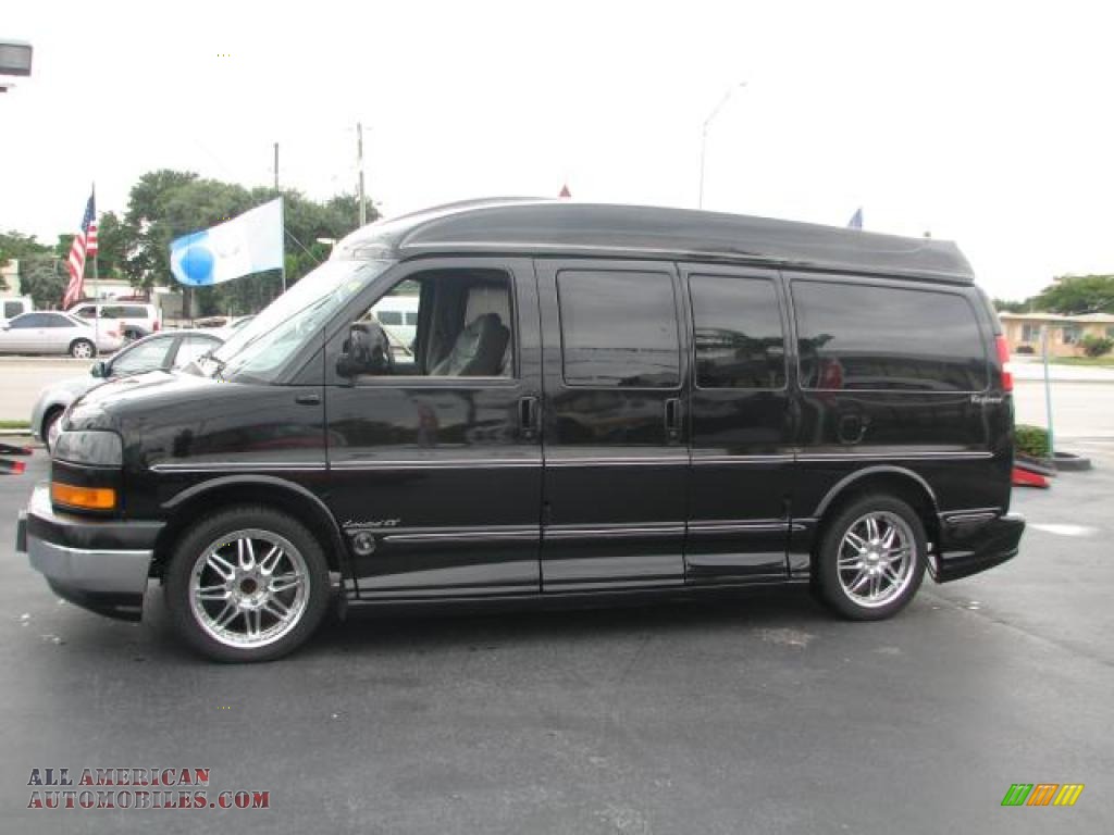 2007 Savana Van 1500 Explorer Conversion Van - Onyx Black / Medium Pewter photo #6