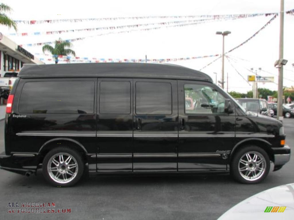 2007 Savana Van 1500 Explorer Conversion Van - Onyx Black / Medium Pewter photo #13