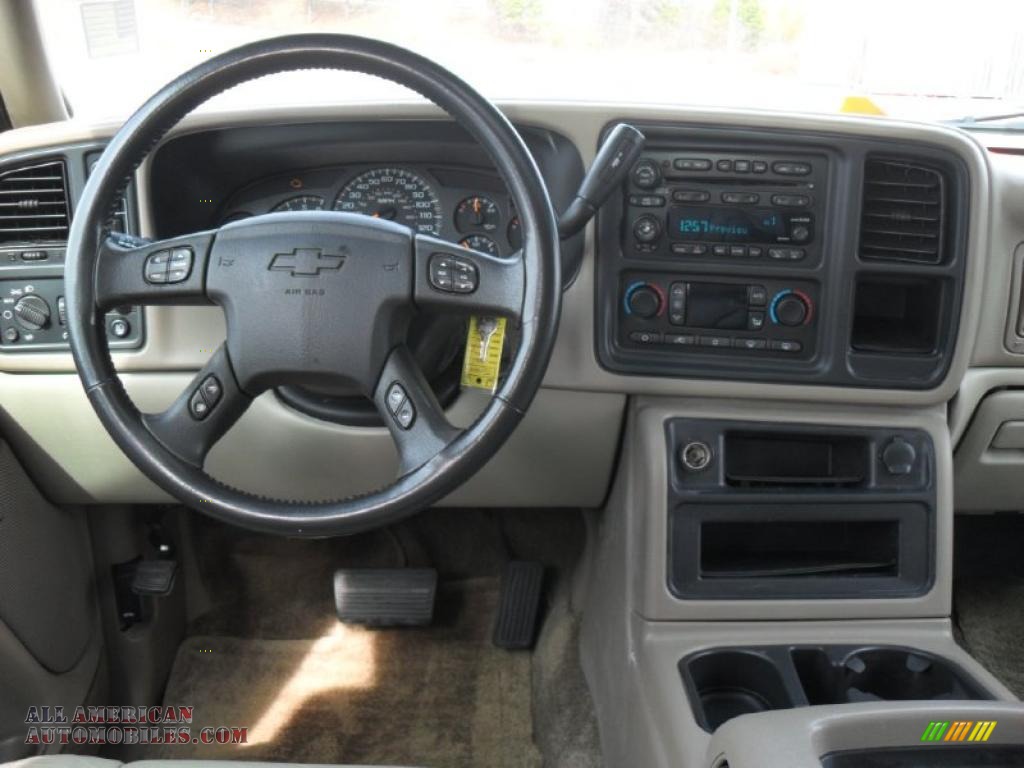 2003 Chevrolet Suburban 1500 4x4 In Summit White Photo 16 331785