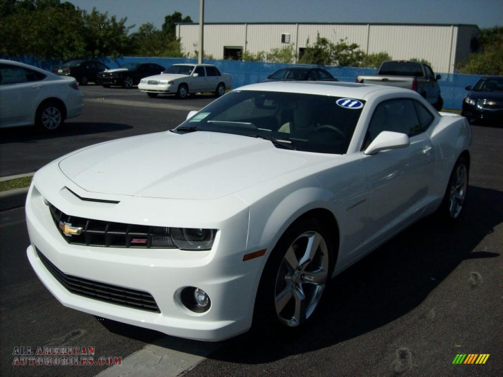 Summit White / Beige Chevrolet Camaro SS/RS Coupe