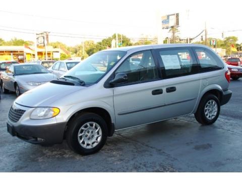 Bright Silver Metallic 2001 Chrysler Voyager 