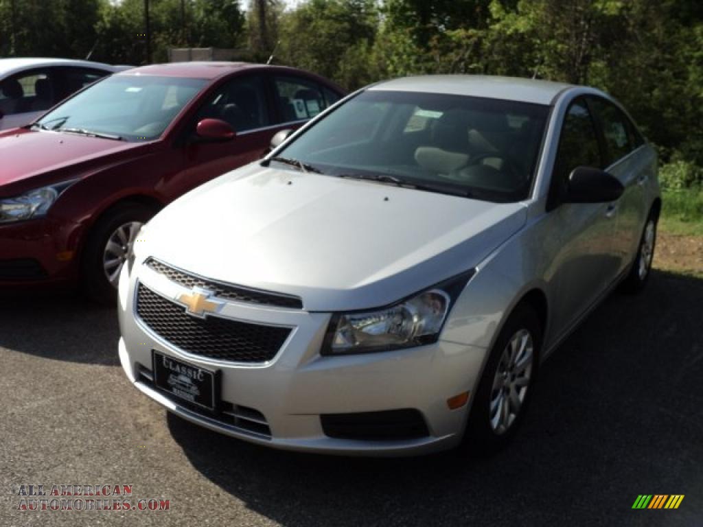 Silver Cruze