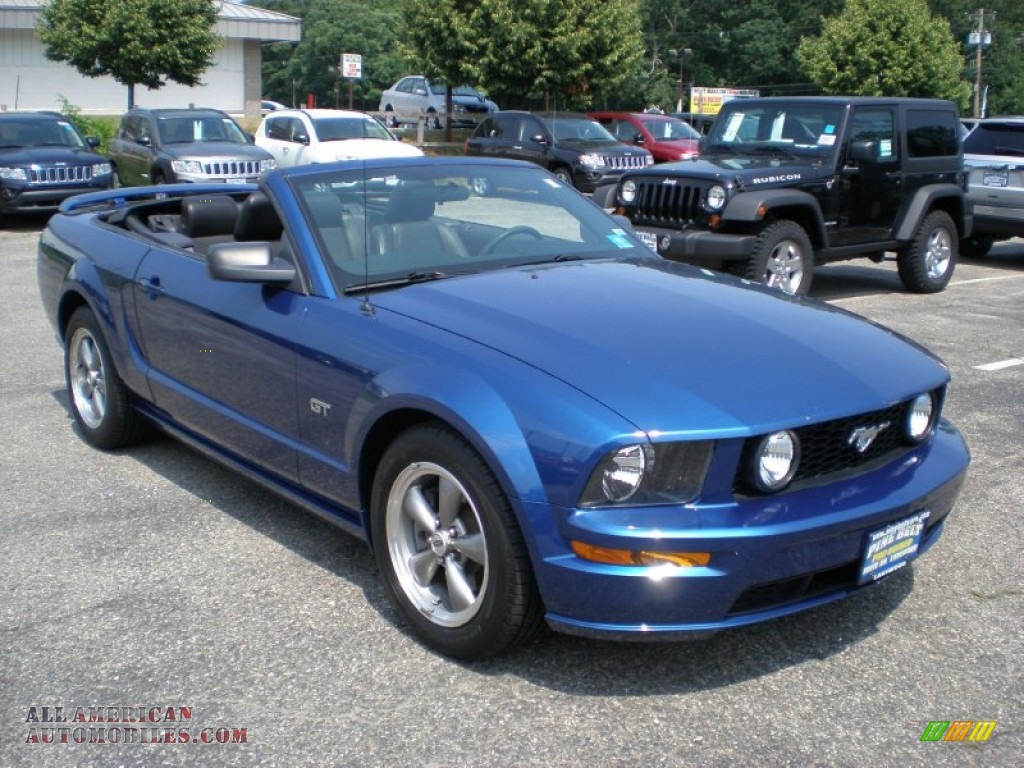 2006 Mustang GT Premium Convertible - Vista Blue Metallic / Dark Charcoal photo #3