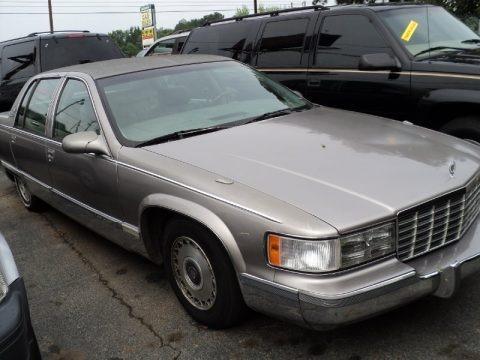 Light Driftwood Metallic 1996 Cadillac Fleetwood 