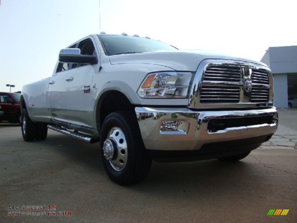 2011 Dodge Ram 3500 HD Laramie Crew Cab 4x4 Dually in Bright White