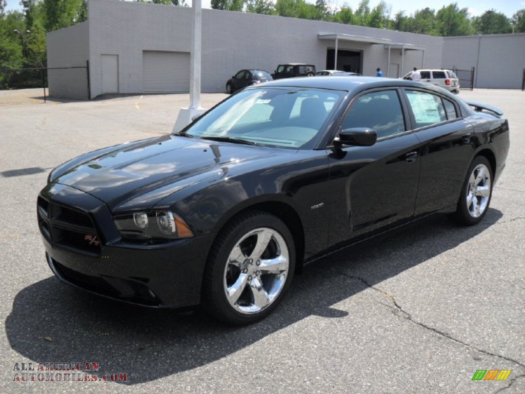 Dodge Charger 2011 черный