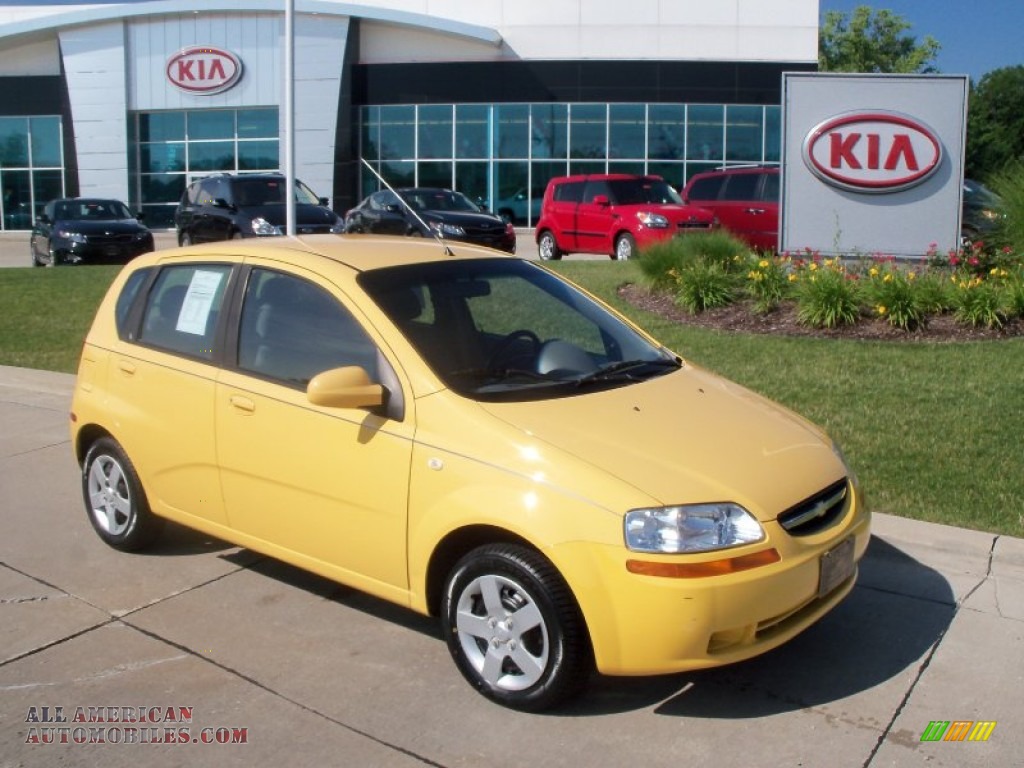 2005 Chevrolet Aveo LS Hatchback in Summer Yellow 314485 All