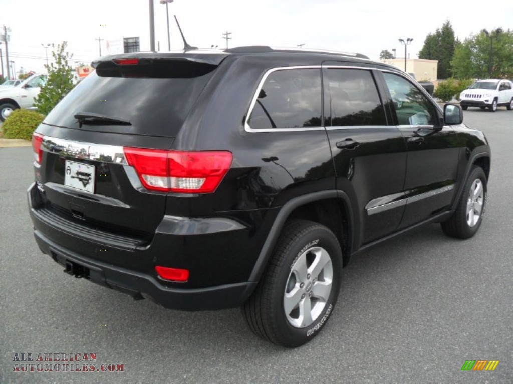 2012 Grand Cherokee Laredo X Package 4x4 - Brilliant Black Crystal Pearl / Black photo #4